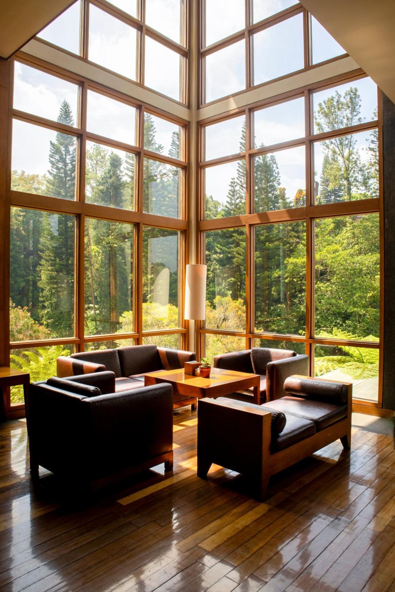 Sangria Resort And Spa Лембанг Экстерьер фото