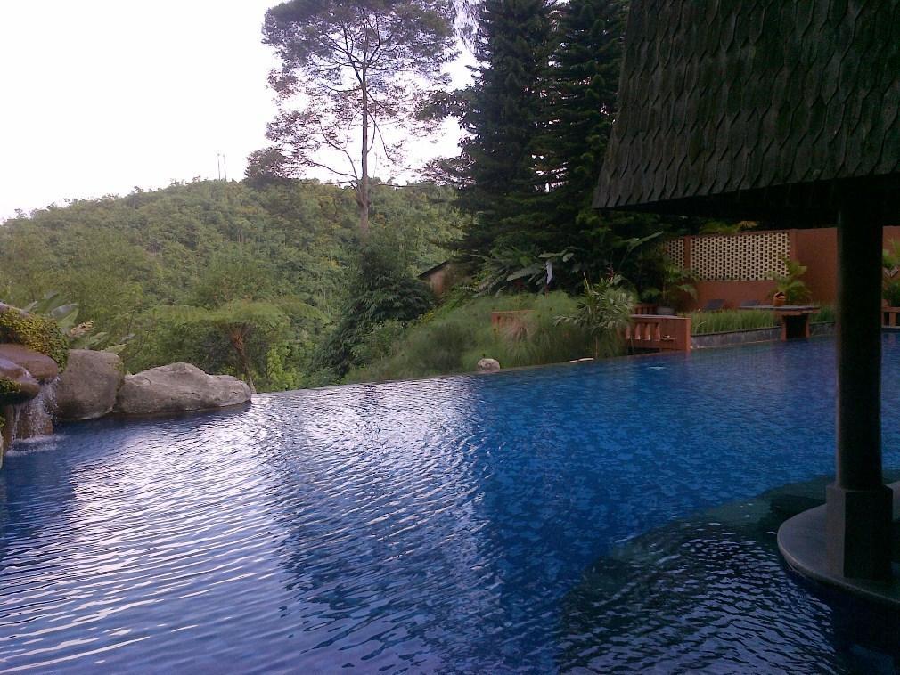 Sangria Resort And Spa Лембанг Экстерьер фото